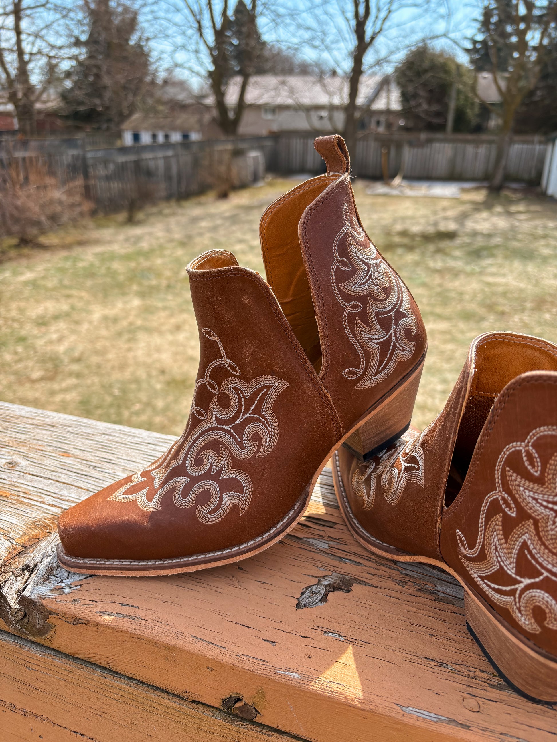 Side profile of western square-toe Brown Bronco Booties